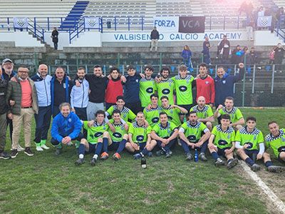 La prima Squadra festeggia